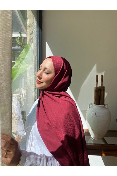 Şalland Burgundy Shawl and Jacquard Shawl