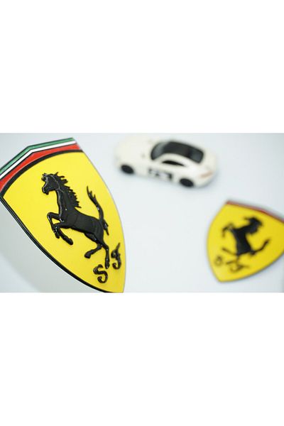 DK Tuning Set de logo-uri cu relief 3D pentru aripa laterală Ferrari Scuderia