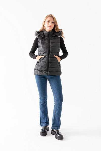 EtkiModa Women's Black Hooded Zippered Puffer Vest