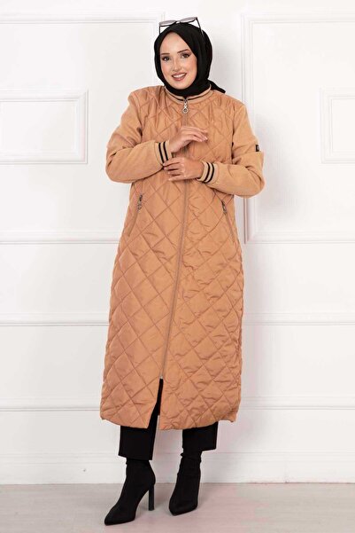 EBRUTESETTÜR Lined Quilted Coat with Stamped Sleeves