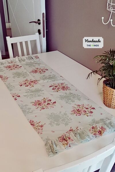 THE WINDS Keten Runner, 40x110 Cm, El Emeği Fırfırlı Salon Sehpa Örtüsü, Mutfak Masa Örtüsü, Ranır Çiçekli