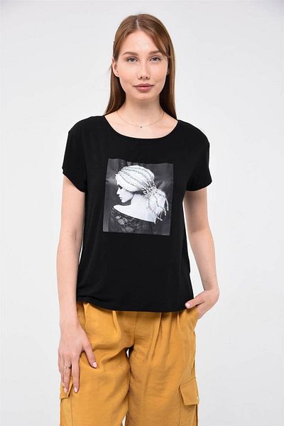 HomeStore T-Shirt mit Mädchen-Print und Haar-Design, mit Steinen verziert