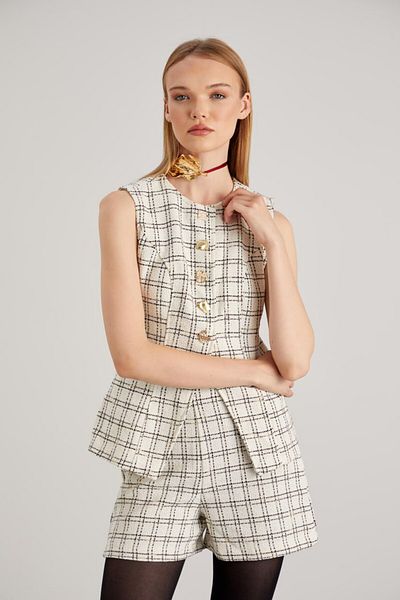 Julidress Plaid Patterned Metal Gold Button Detailed Vest and Shorts Premium Tweed Set