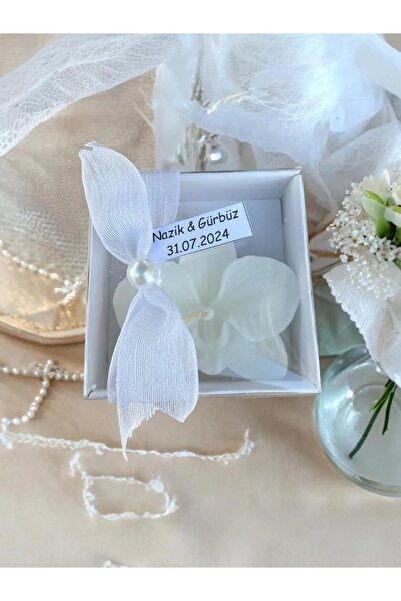 aralmini 20 White Orchid Flowers Boxed - Candle, Pearl and Ribbon Decorated G...