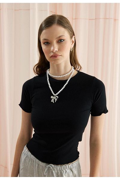 TUBİA Tricou negru cu volante pentru femei