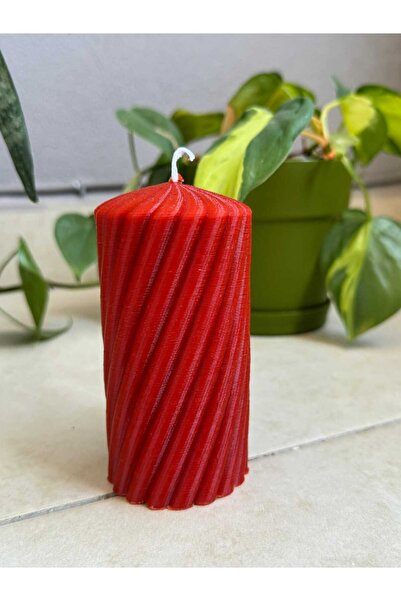 sevil'en mum mum kalın burcu desenli  kırmızı mum doğal balmumu  10x5.5 cm