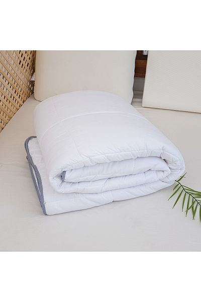 Fialka All Season Quilt Double 195x215