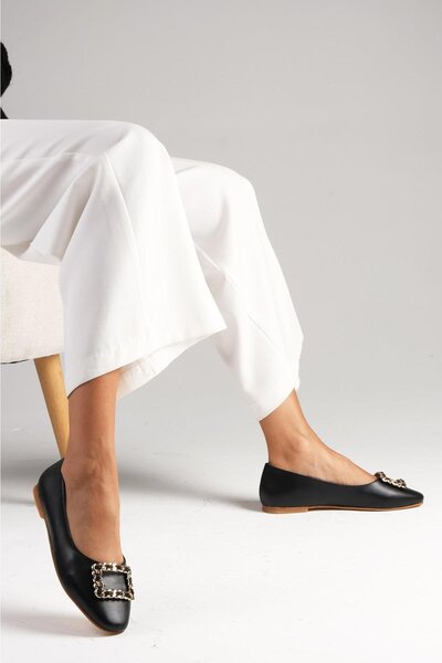 Mio Gusto Jenny Black Color Metal Buckle Blunt Toe Women's Ballerina Shoes