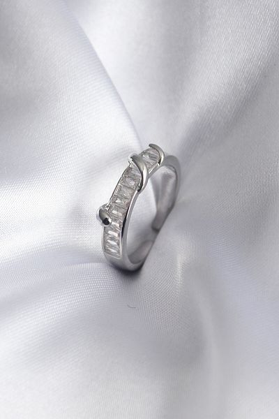 Skygo Brass Silver Color Waterway Zircon Stone Women's Ring - TJ-BYK2914