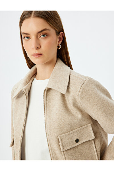 Koton Jachetă scurtă cu fermoar, cu buzunar acoperit