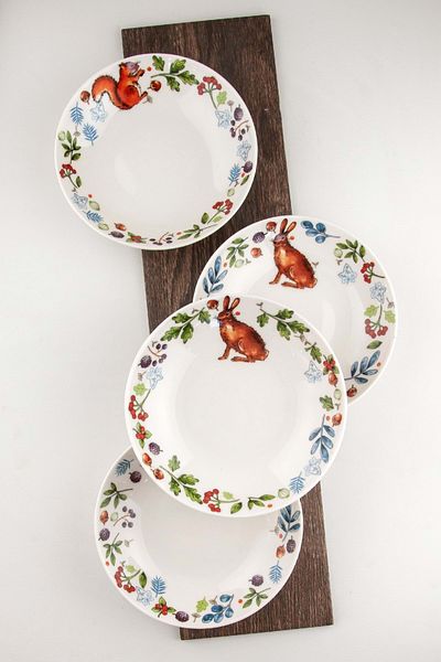 Bursa Porselen Dekor Squirrel & Rabbit Porcelain 4 Piece Dinner Plate