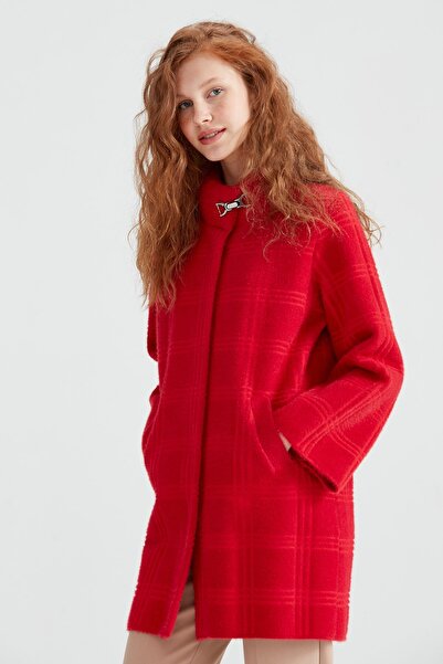 Tığ Triko Broşlu Örgü Detaylı Mink Kaban Kırmızı