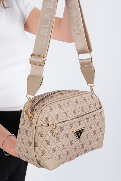 Newish Women's Patterned Fabric Cross Shoulder Bag (Monogram Farme)