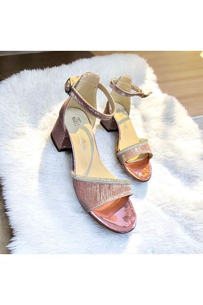 PATİK BEBE Pantofi cu toc pentru fete