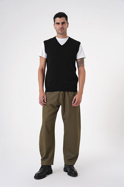 CHUBA V-Neck Black Knitwear Sweater - Men's Regular Fit 25W2001