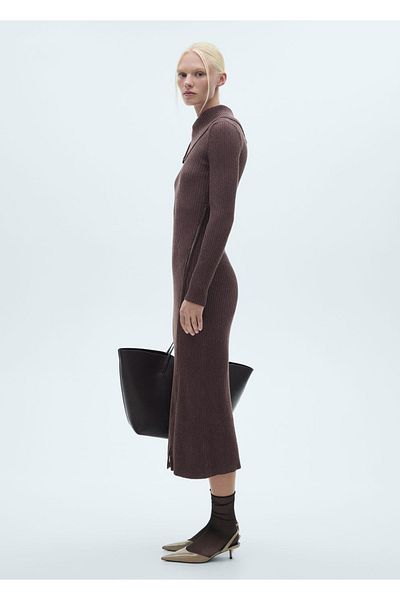 MANGO Woman Klapa Kragen geripptes Kleid