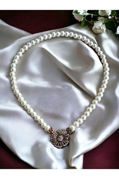 FAYRA ACCESSORIES Kristal Taşlı Çiçek Figür İnci Kolye