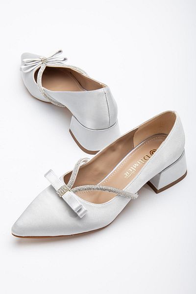 Dilimler Ayakkabı Satin Stone Pointed Silver Pantofi damă Marime Mari Tocuri