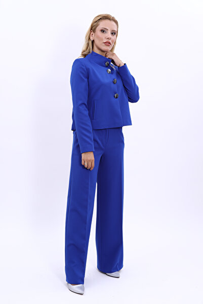 ÖNDER ÖZSOY Boydan Düğmeli Mini Ceket & Yüksek Bel Pileli Bol Paça Pantolon Takım-Saks