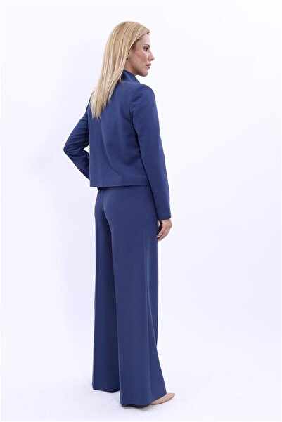ÖNDER ÖZSOY Boydan Düğmeli Mini Ceket & Yüksek Bel Pileli Bol Paça Pantolon Takım-İndigo