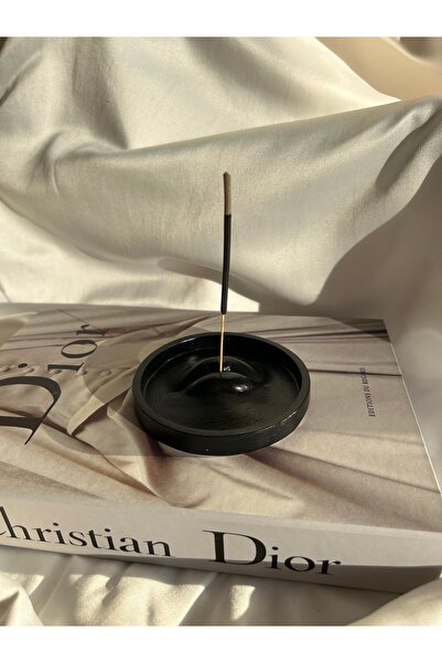 Dekor Atif Dudak Şeklinde Siyah Tütsülük