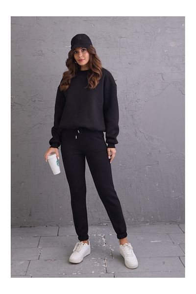 Elif Özbey Butik Transpirație neagră cu gât crew cu trei fire
