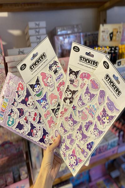 Bold Grup Autocolant Sanrio Kuromi - 1 bucată