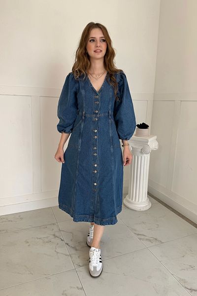 HELİS BUTİK Rochie din denim cu nasturi de lungime midi