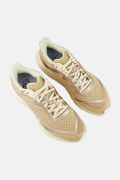 Diadora Women Mythos Blushield Volo 2 Lace Up Sports Shoes, Beige