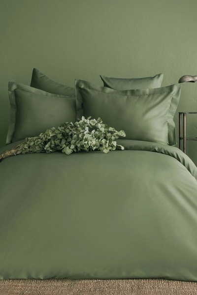 İssimo Home Simply Forest Green 210 TC (83 Strings) Cotton Satin Duvet Cover Set Family Set