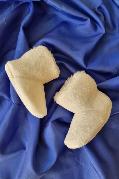 Trade Bazaar 0-12 Months Baby Slippers - Plush, Furry Non-Slip Sole Booties
