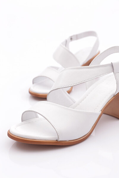 DGN Sandale cu toc pentru femei albe 243135108