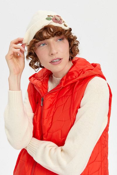 Desen Triko Daisy and Flower Embroidered Women's Wool Beret Bone