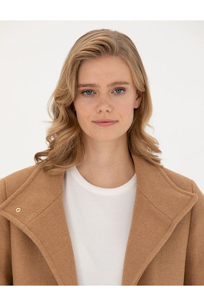 Pierre Cardin معطف بيج بقصة ضيقة 50272237 -VR011