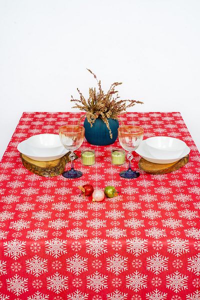 Lucien Home Christmas Printed Dartless Tablecloth