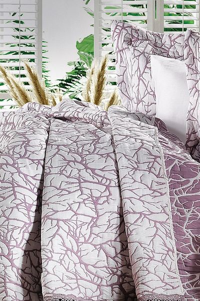 ZEBRA CASA All Days Boungh Bedspread Plum Double