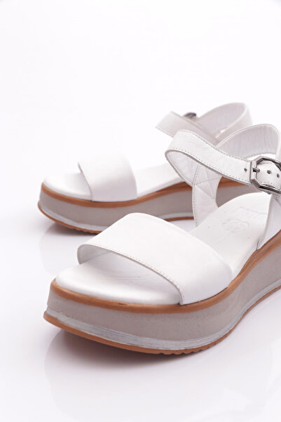 DGN Sandale albe de damă 236135108