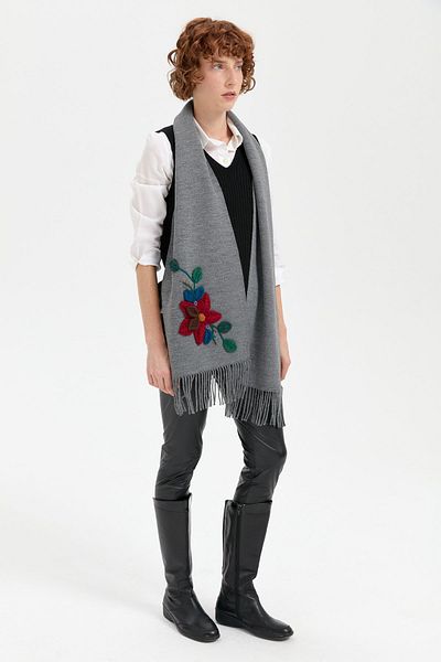 Desen Triko Camolă cu ciucuri cu imprimeu floral tricotat pentru femei de culoare afumată