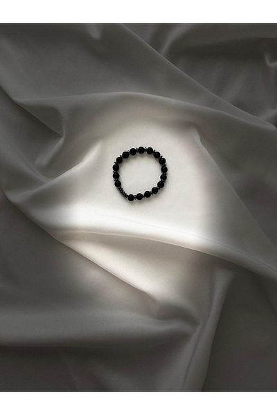 Store Men's Black Bead Bracelet with Intermediate Detail