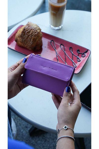 Crew Leather Lisbon Women's Wallet - Cover Detailed