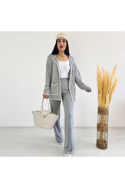 Altı Üstü Butik بدلة مزدوجة بتفاصيل جيب بأزرار
