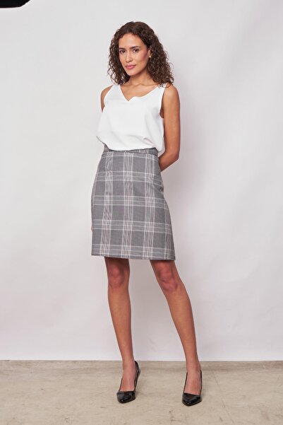 Jument Women's Light Lycra Patterned Fabric Plaid High Waist Knee Length Bell Skirt-Black and White Line