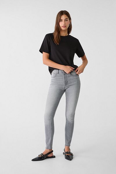 Stradivarius Basic regular fit T-shirt