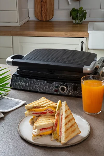 Arnica Diamond GH26251 Black 2000 W Granite Toaster