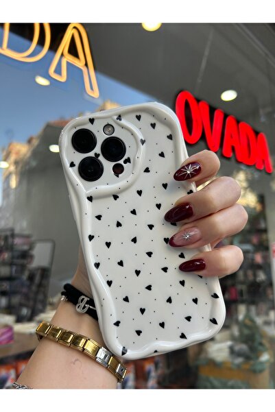 OVADA İphone 14 Pro Uyumlu Kamera Korumalı Küçük Kalp Desenli 3D Dalga Detaylı Silikon Kılıf