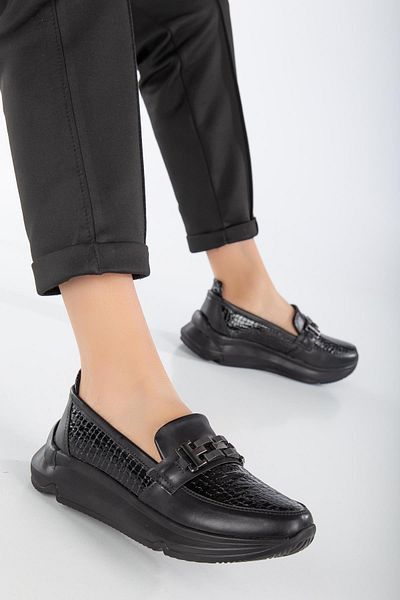 Dilimler Ayakkabı Thick Sole Black Women's Loafer Casual Shoes with Chain Accessories