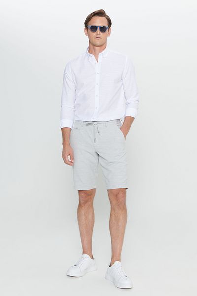ALTINYILDIZ CLASSICS Weißes Slim-Fit Slim-Fit-Hemd mit Knopfkragen und Streifen für Herren