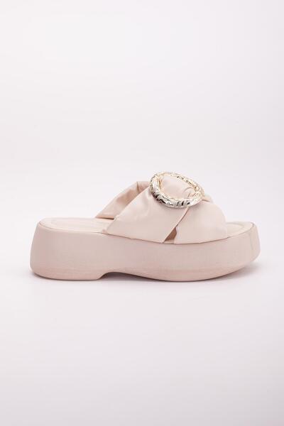 Dilimler Ayakkabı Beige Women's Wedge Heel Slippers - Large Buckle and Thick Sole