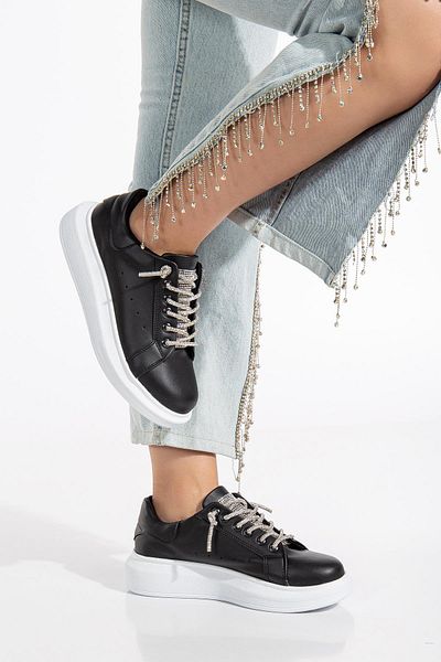 Dilimler Ayakkabı Black and White Women's Sneakers with Stone Lace Detail