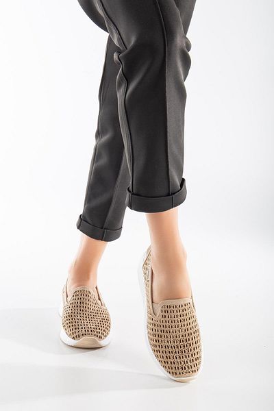 Dilimler Ayakkabı Γυναικεία casual αθλητικά παπούτσια Stoned Laser Printed Laceless Beige
